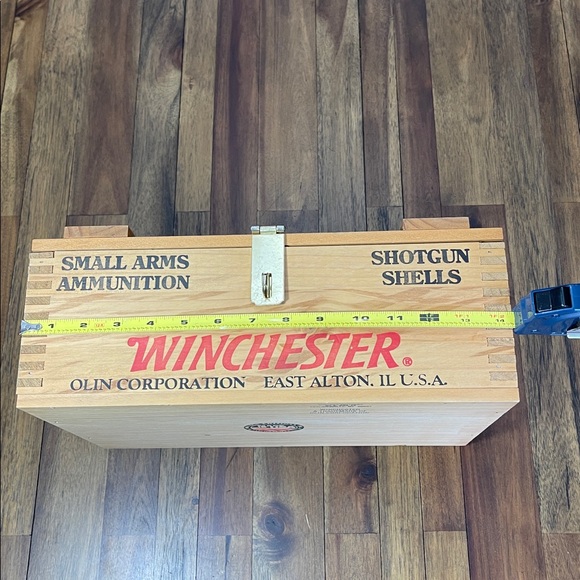 Winchester Wooden Ammo Box - Picture 12 of 14